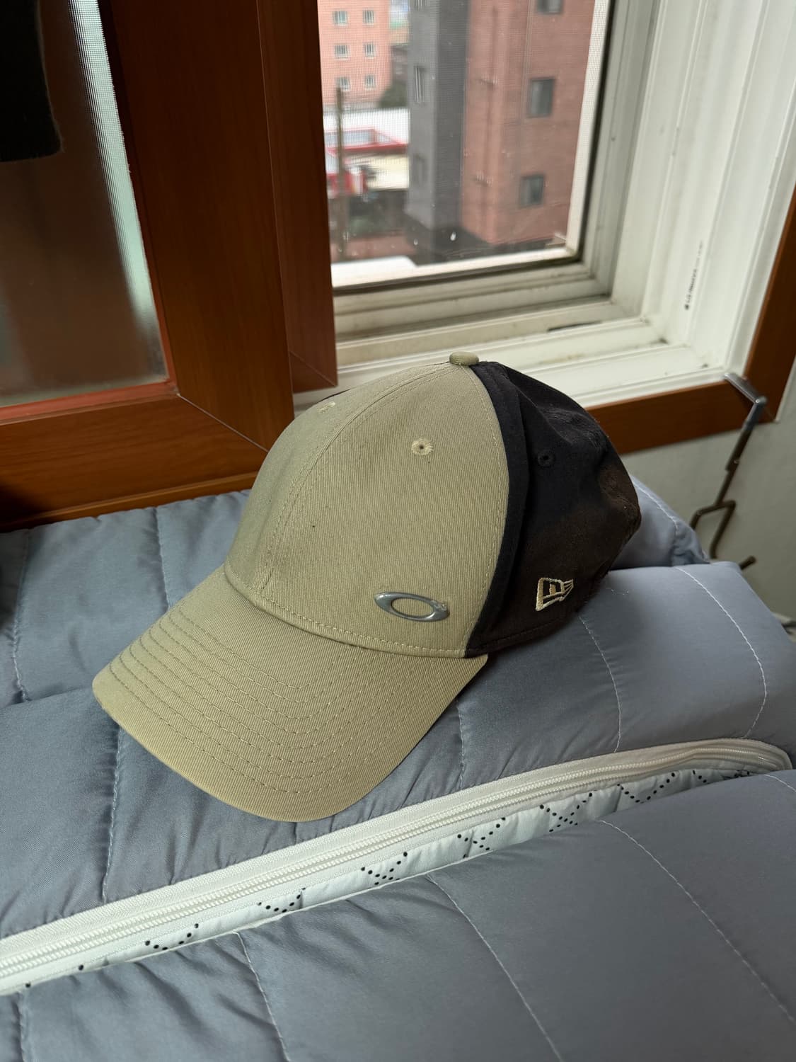 오클리 뉴에라 볼캡 상품이미지1