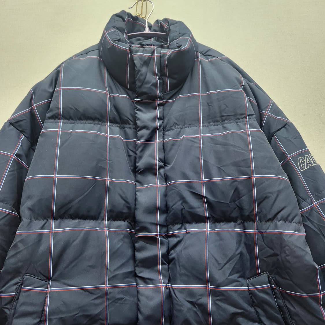 후아유 바시티 체크 푸퍼 덕다운 스트링패딩 S(L) 남여공용 상품이미지3