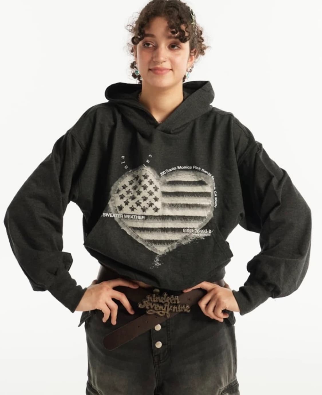 베니조프로덕트 하트 후드티 3사이즈(venyjoproduct) 상품이미지1