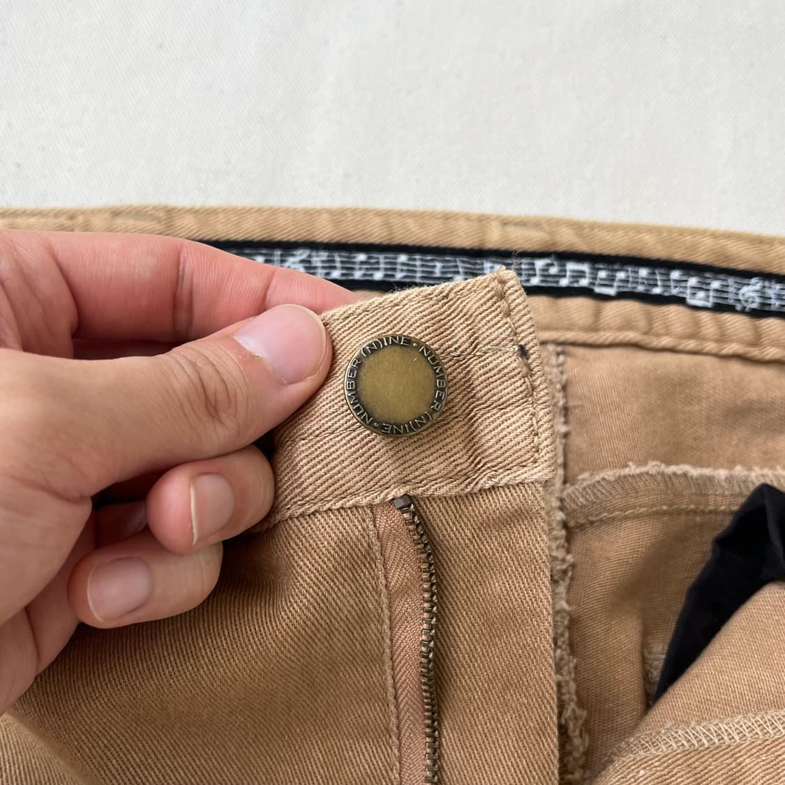 넘버나인 뮤직노트 디테일 슬림 팬츠 상품이미지5
