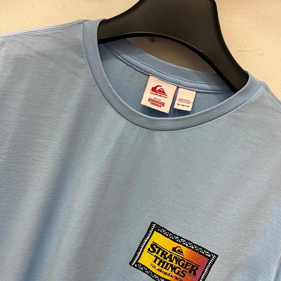 Quiksilver 퀵실버 x 기묘한 이야기 반팔티 M 상품이미지4