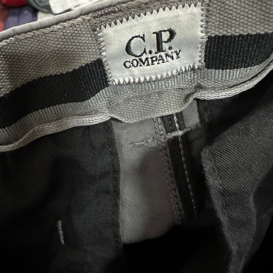 cp컴퍼니 렌즈카고팬츠36 상품이미지4