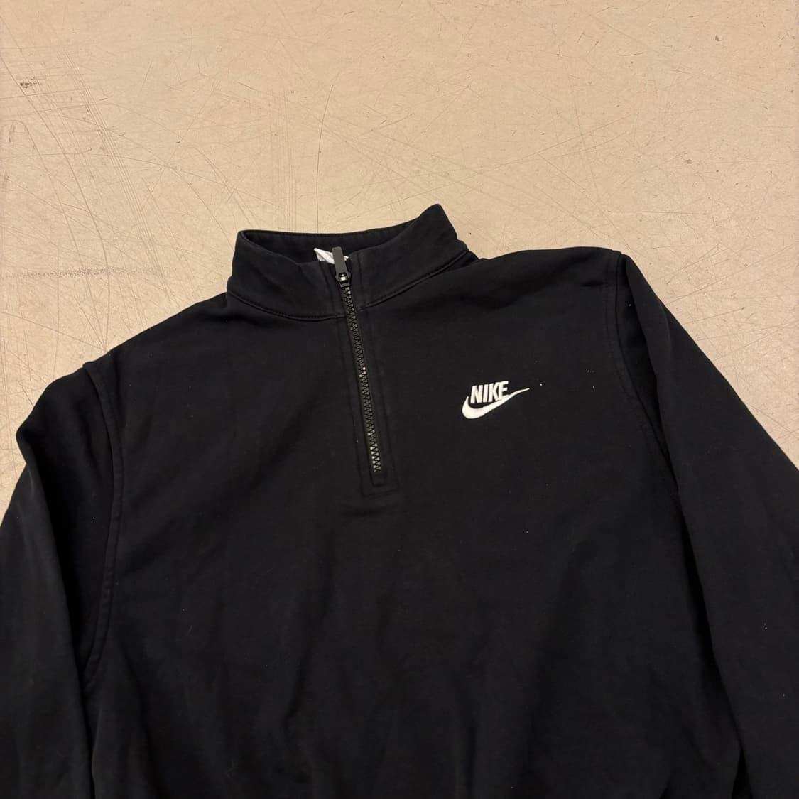 나이키 퓨추라 크롭 쿼터집업 맨투맨 상품이미지2