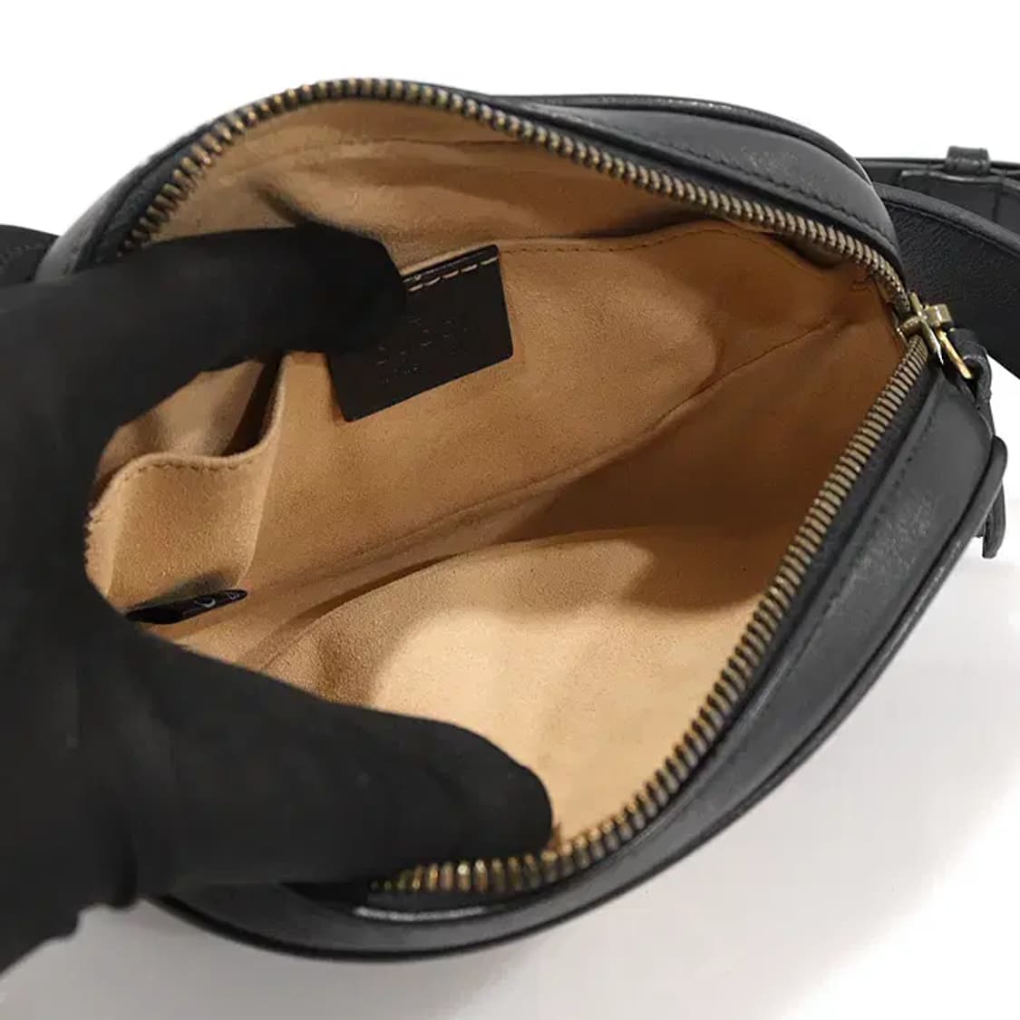 구찌 476434 블랙 금장 GG 마몽 힙색 벨트백 EP93964GU 상품이미지5