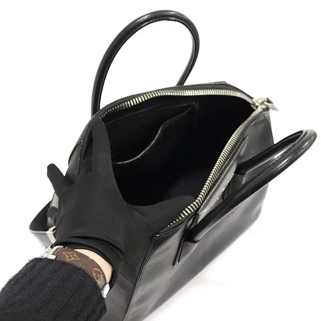 지방시 BB05118012 블랙 고트스킨 안티고나 미듐 CO10229GI 상품이미지3