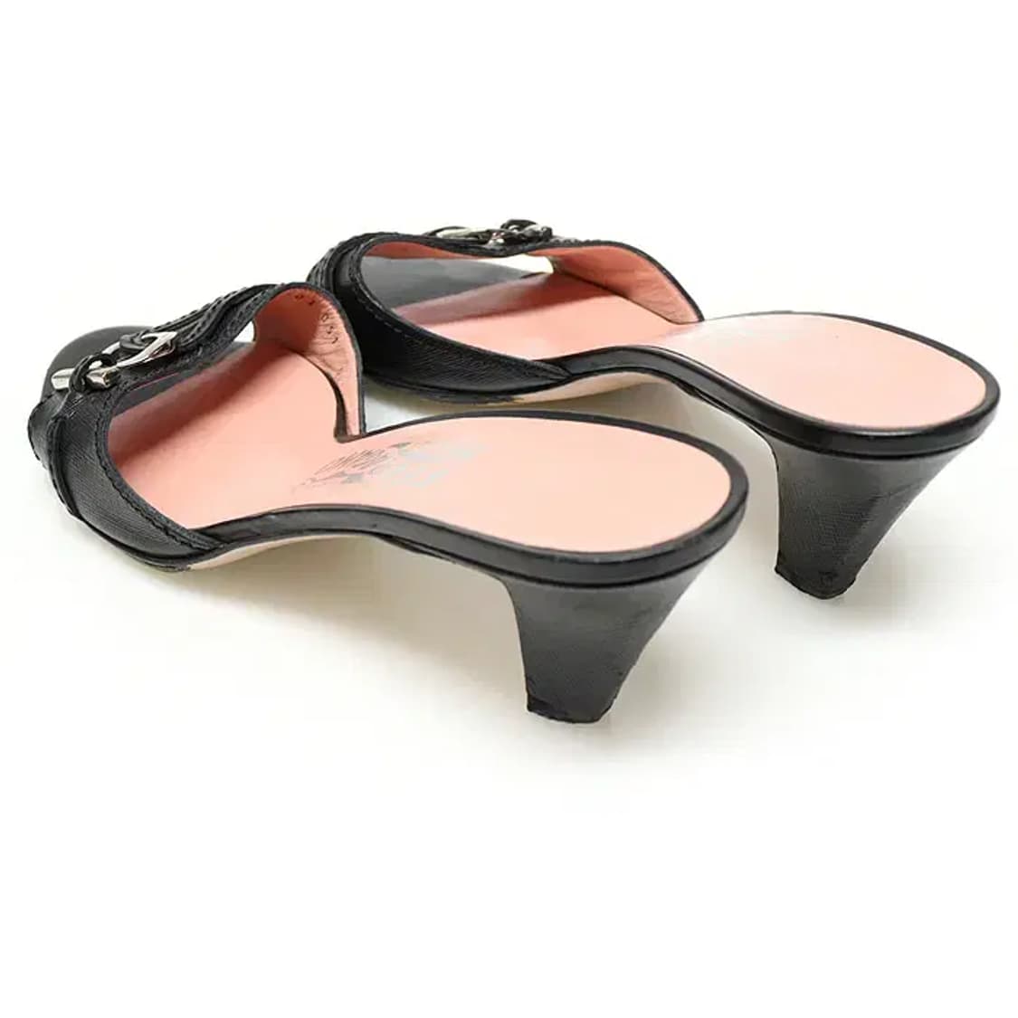 페라가모 블랙 사피아노 레더 은장 간치니 뮬 여성 샌들 61467FE 상품이미지4