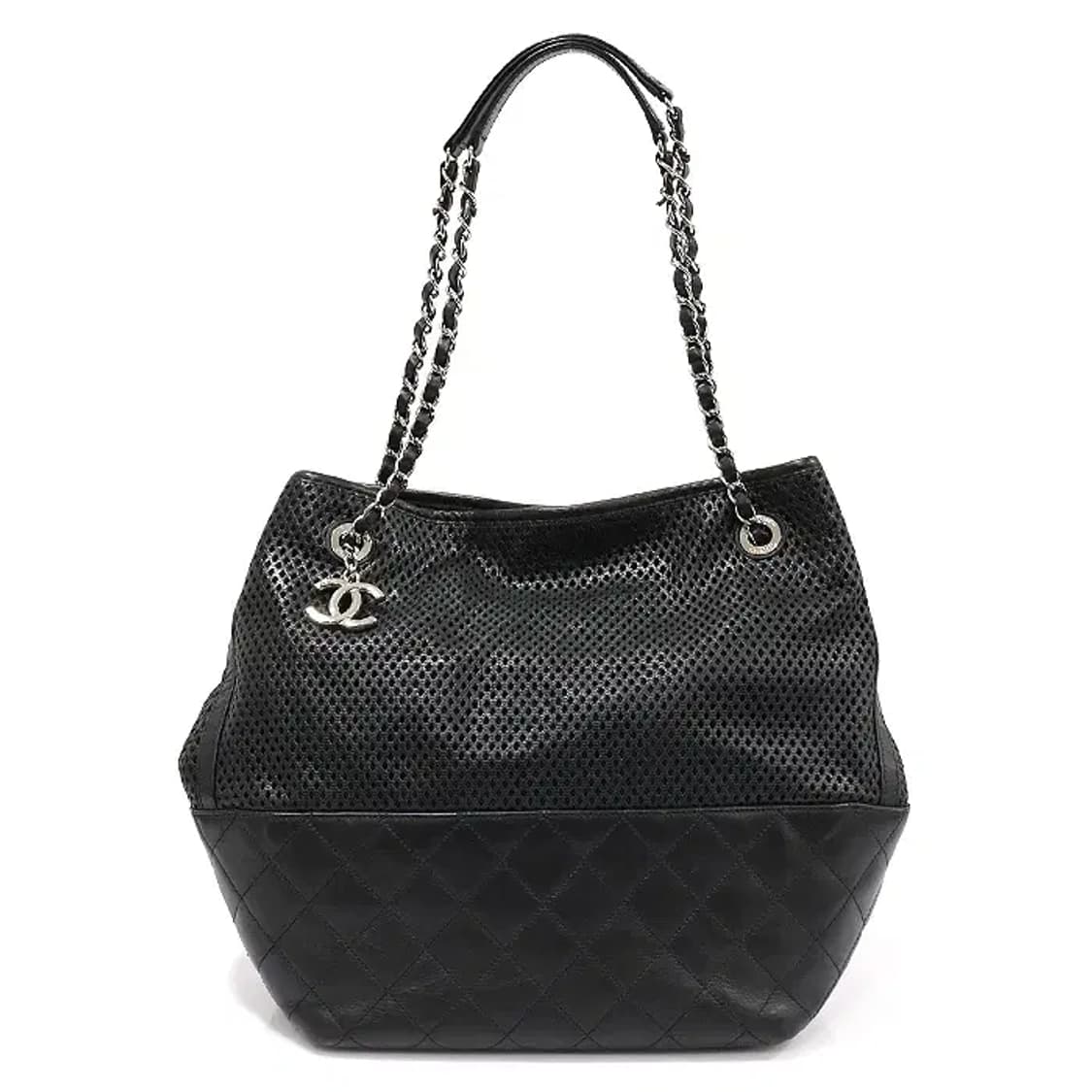 샤넬 블랙 퀄팅 퍼포 노스 사우스 은장 체인 숄더백 EP35761CH 상품이미지1