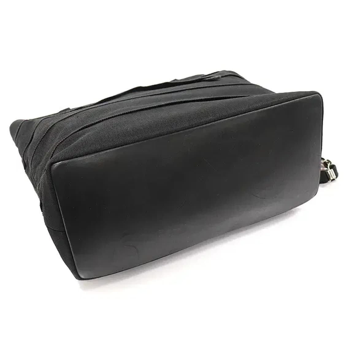 페라가모 21 6690 블랙 패브릭 은장 체인 숄더백 EP19195FE 상품이미지4