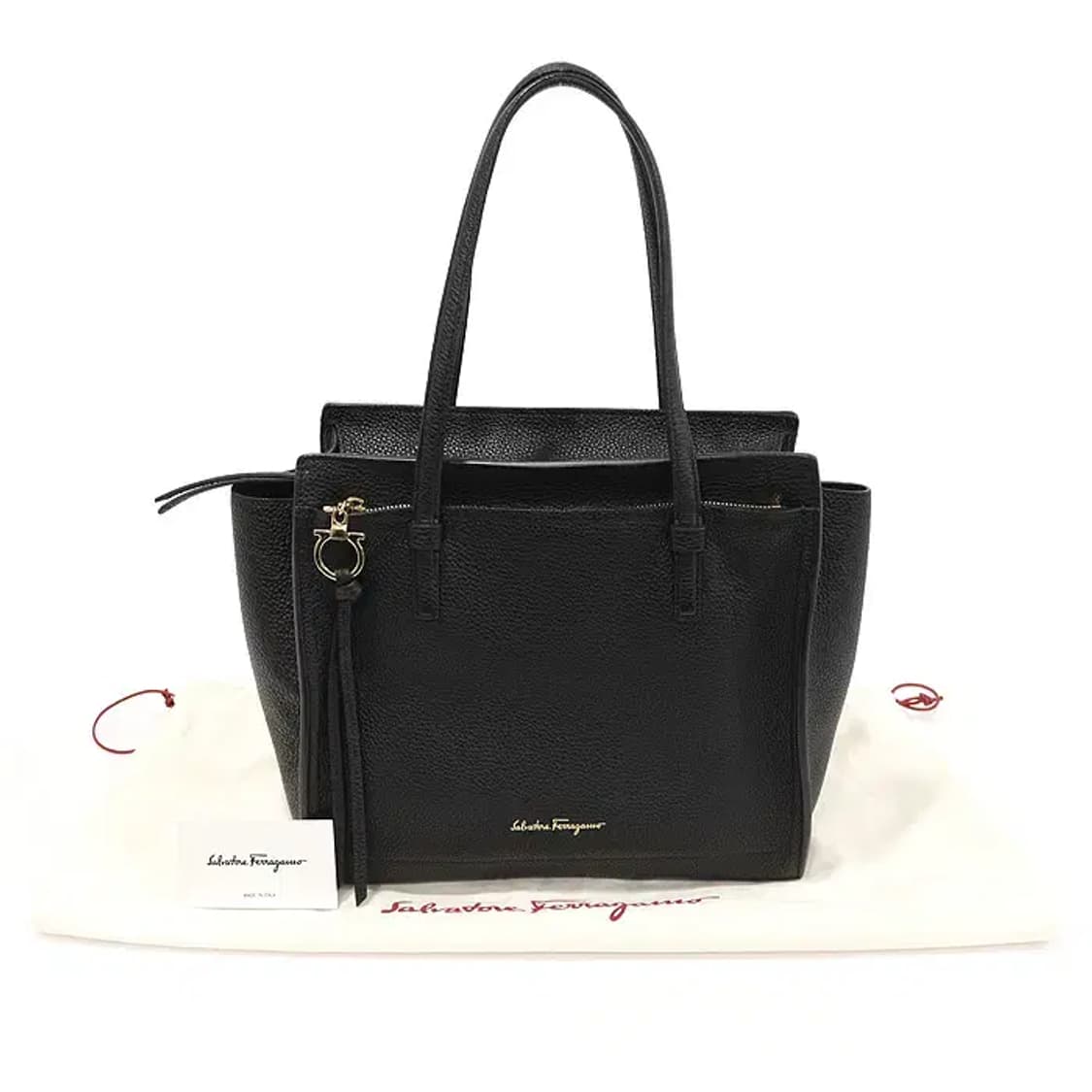 페라가모 21 F216 블랙 금장 에이미 미디움 숄더백 EP28275FE 상품이미지2