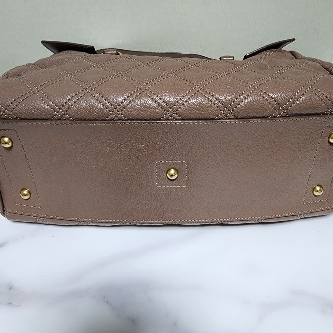 희귀템)  마크 제이콥스 루디 바로크 퀼티드 사첼백( 상태굿) 상품이미지8