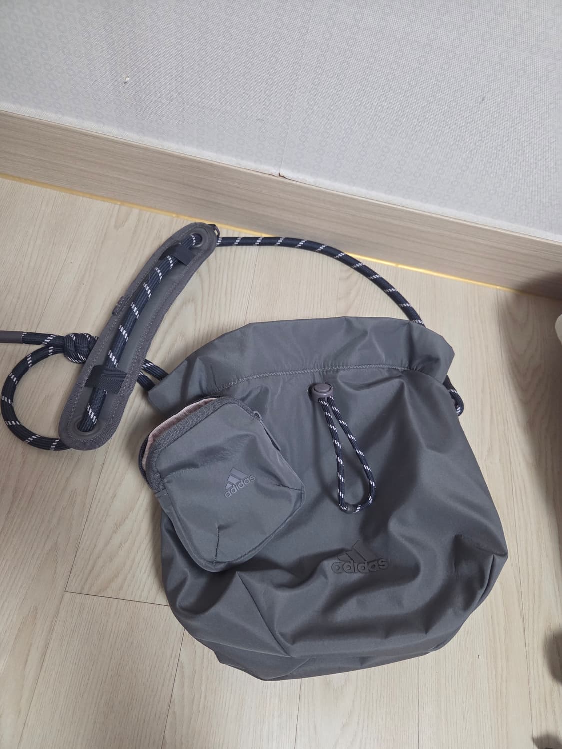 아디다스 복조리 가방(페이버릿 스몰백) 상품이미지3