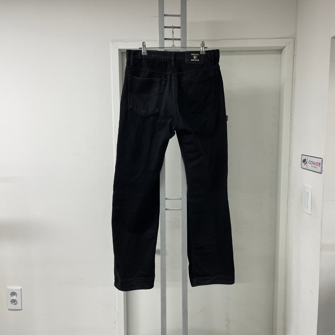 베르사체 블랙 데님 팬츠 32/42 상품이미지1