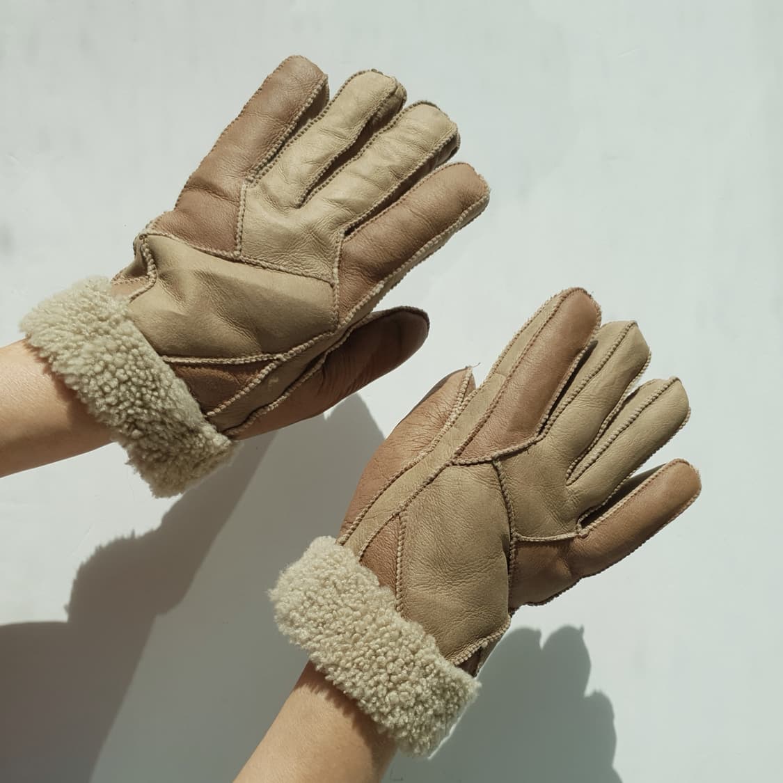 TAKEO KIKUCHI shearling gloves 상품이미지2