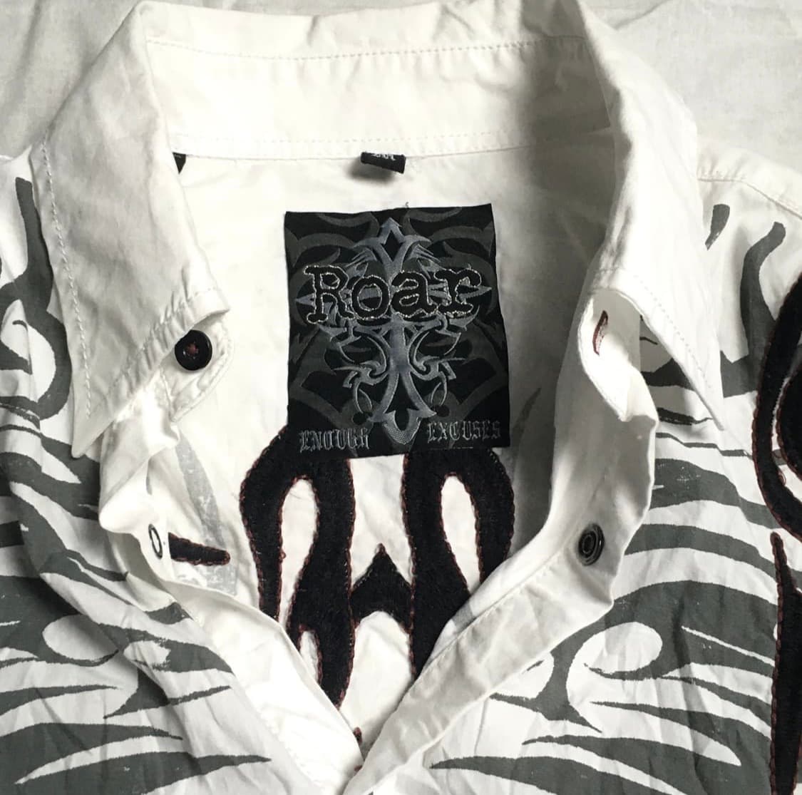 ROAR devil tribal embroidery shirt 상품이미지7