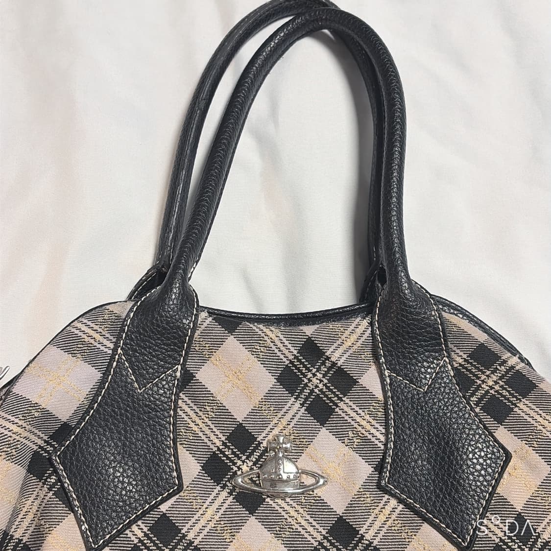 비비안웨스트우드 체크 숄더백 상품이미지7