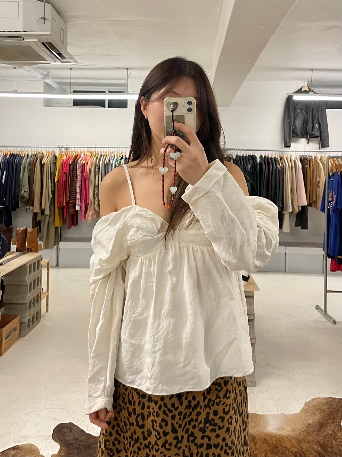 J.W. ANDERSON off shoulder blouse 상품이미지1