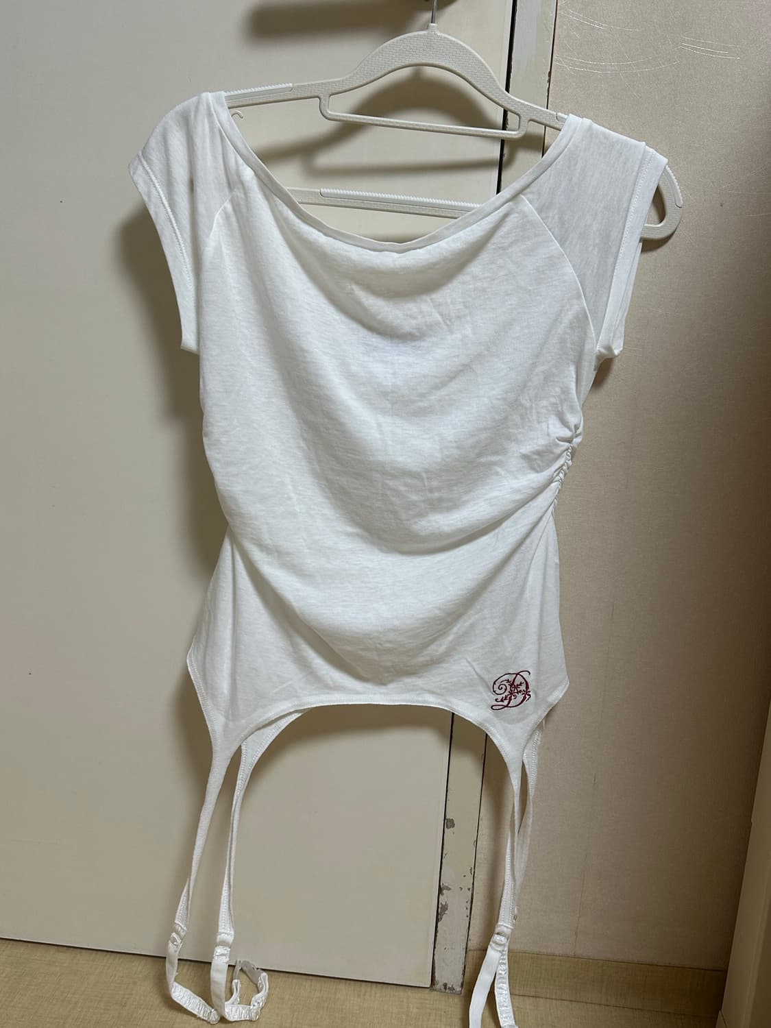 스컬프터 garter belt tee 상품이미지1