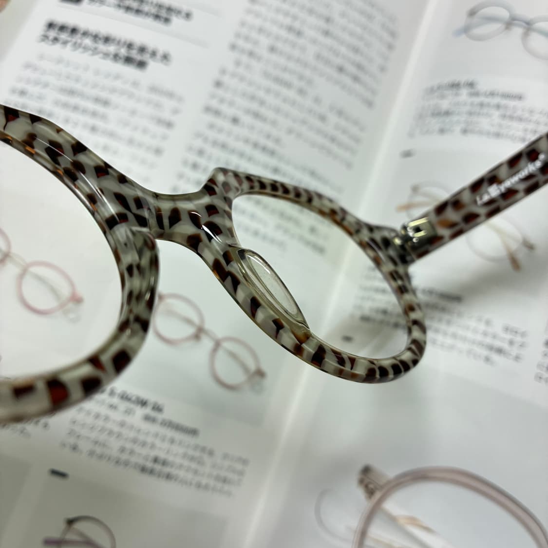 L.A. Eyeworks 엘에이 아이웍스 뿔테 안경 상품이미지8