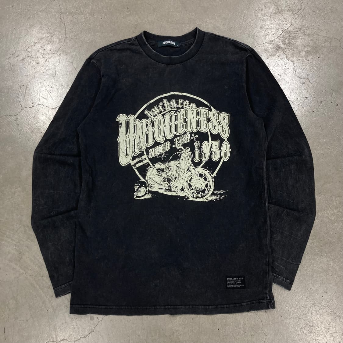 버커루 차콜 컬러 빅로고 y2k 롱 슬리브 상품이미지1