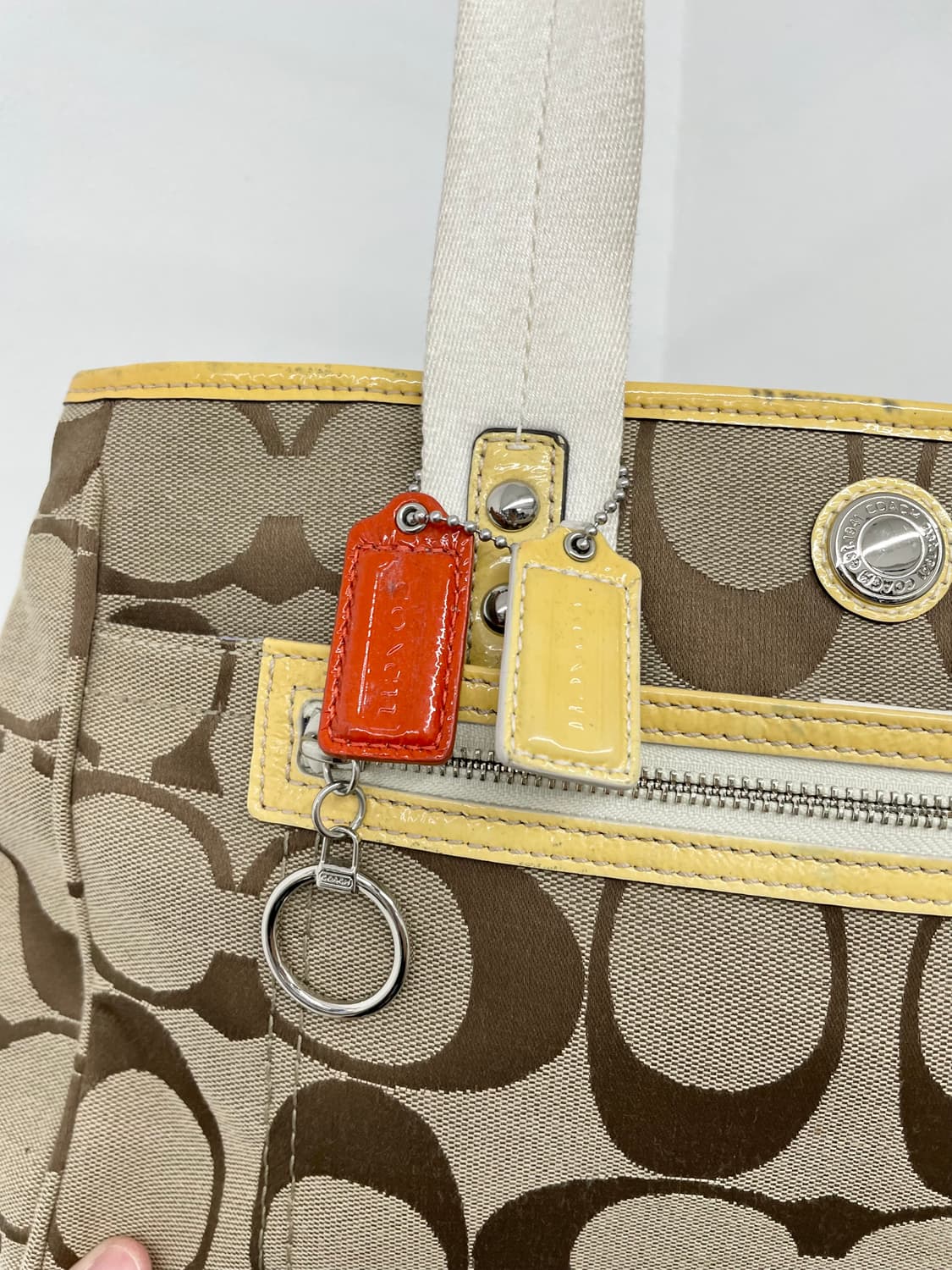 코치 자카드 시그니처 숄더백  상품이미지9