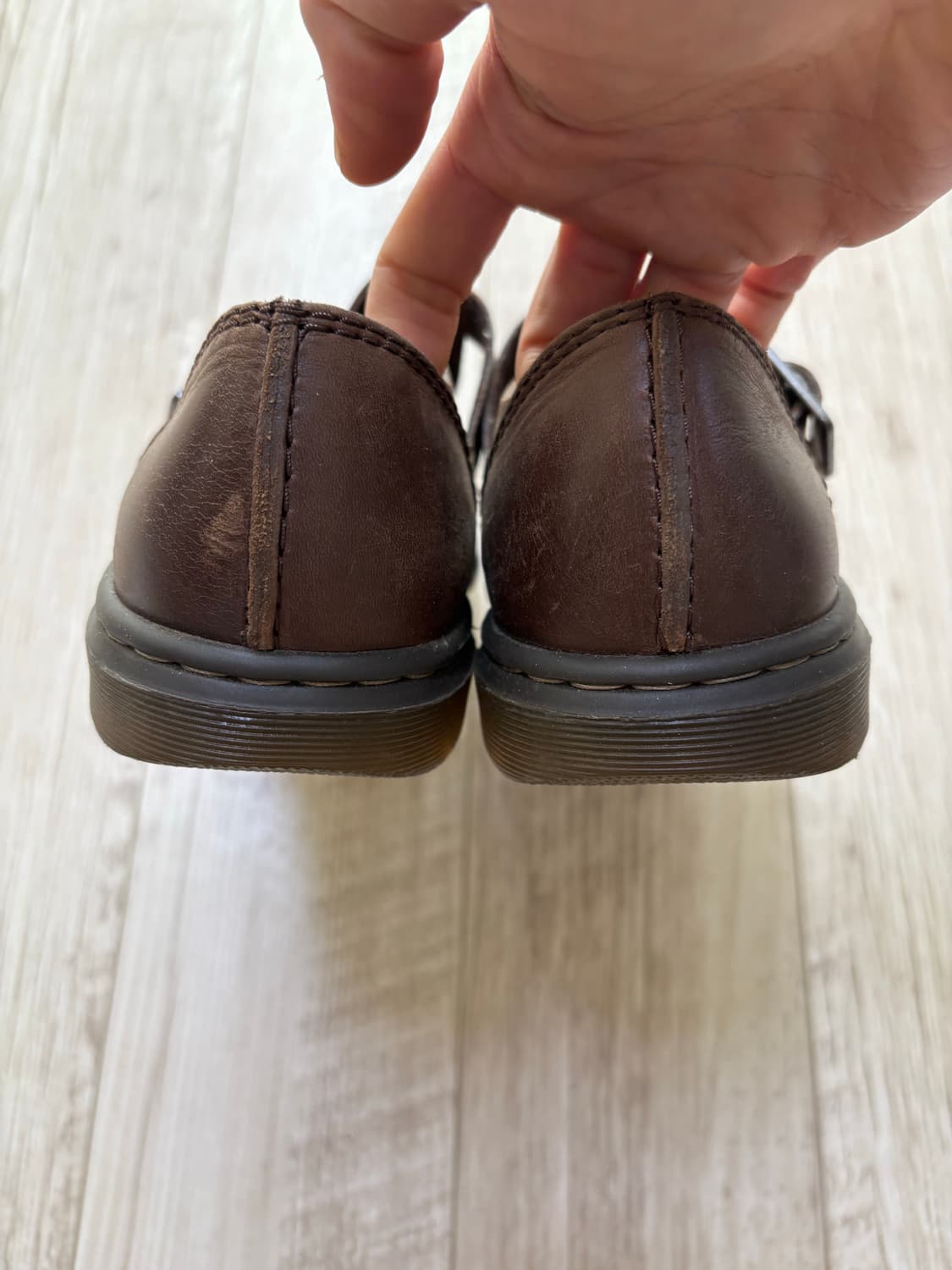 닥터마틴 패트리샤 브라운 250 상품이미지5