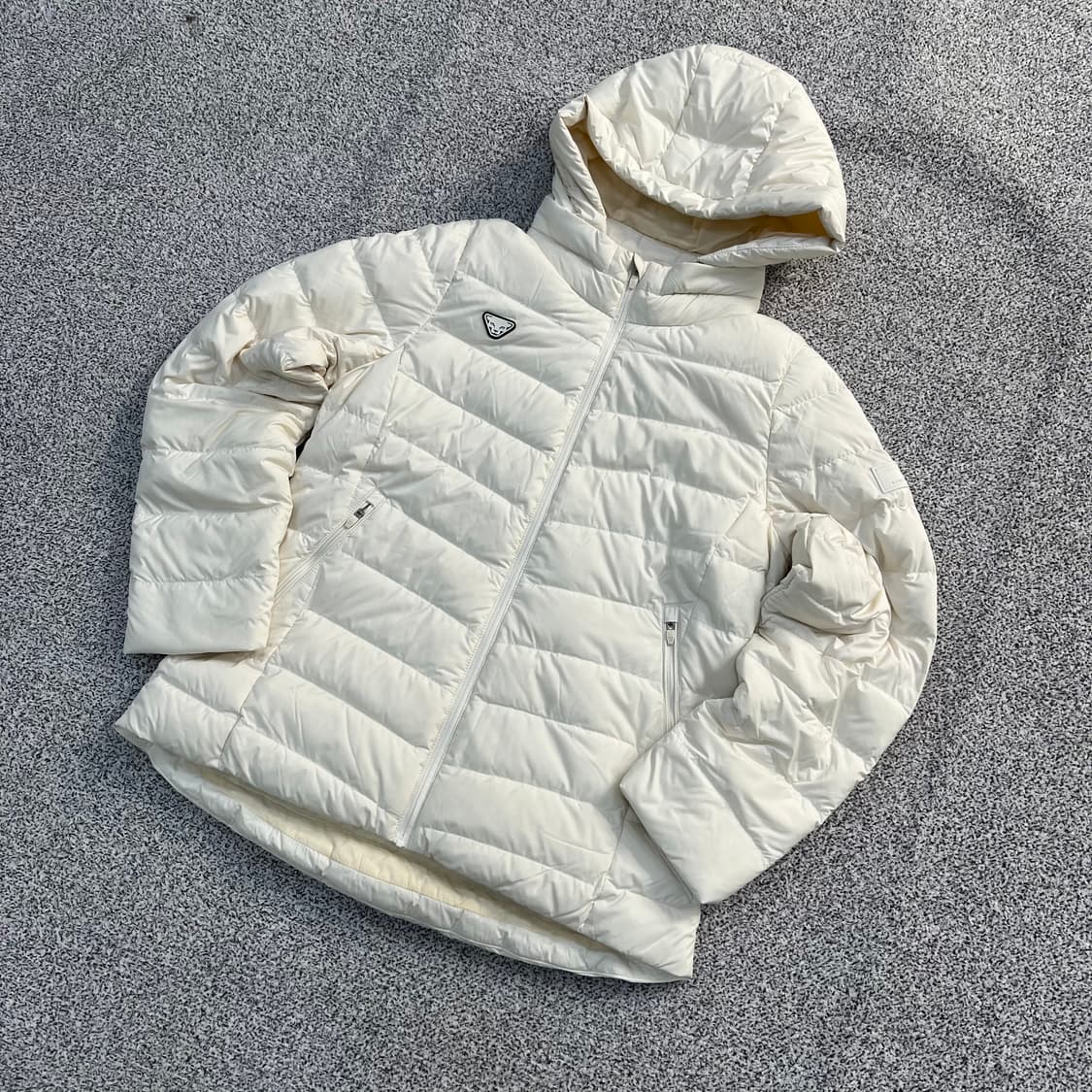 L 다이나핏 여성 덕다운 경량 패딩 0320M 상품이미지1