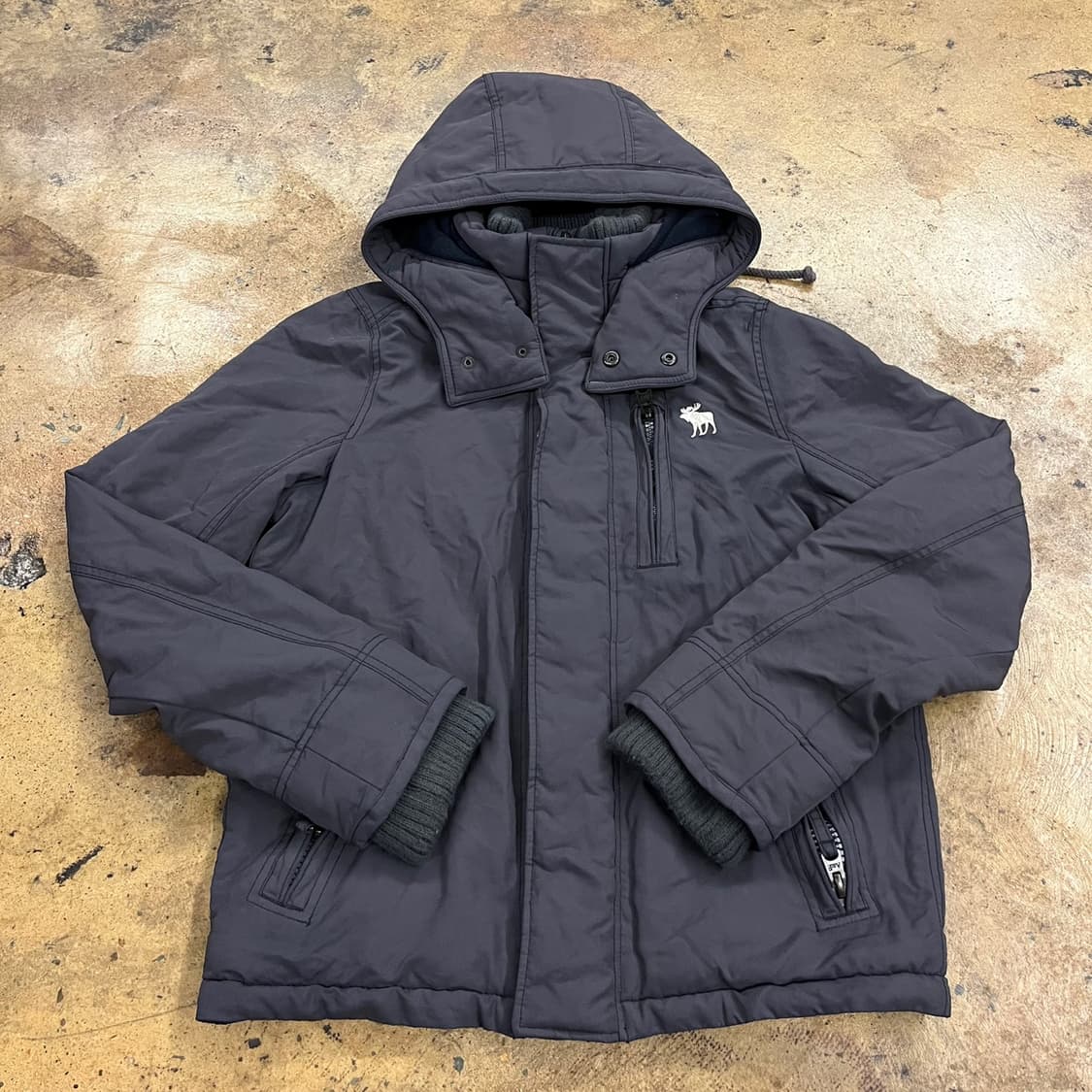 아베크롬비 그레이 패딩 점퍼  상품이미지2