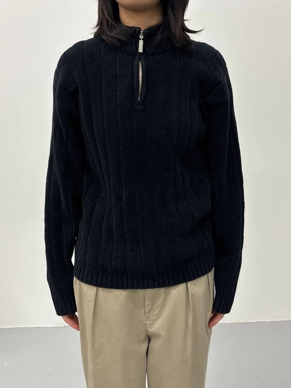 CORDORA Black Half Zip Rib Knit Sweater 상품이미지1