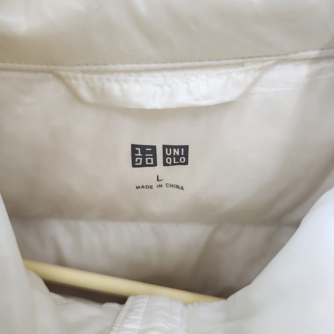 유니클로 경량 후드 덕다운패딩 M 상품이미지5
