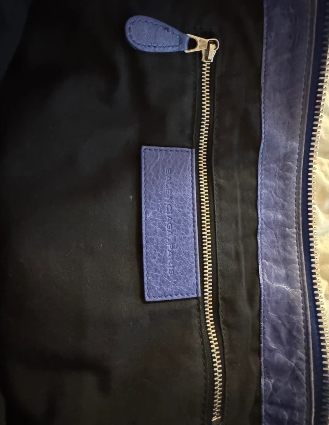 발렌시아가 모터백 라지  블루 상품이미지4