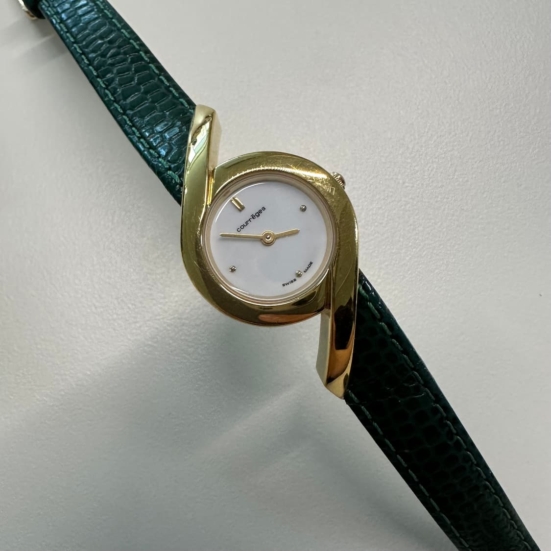 Courreges꾸레쥬 가죽시계 상품이미지1