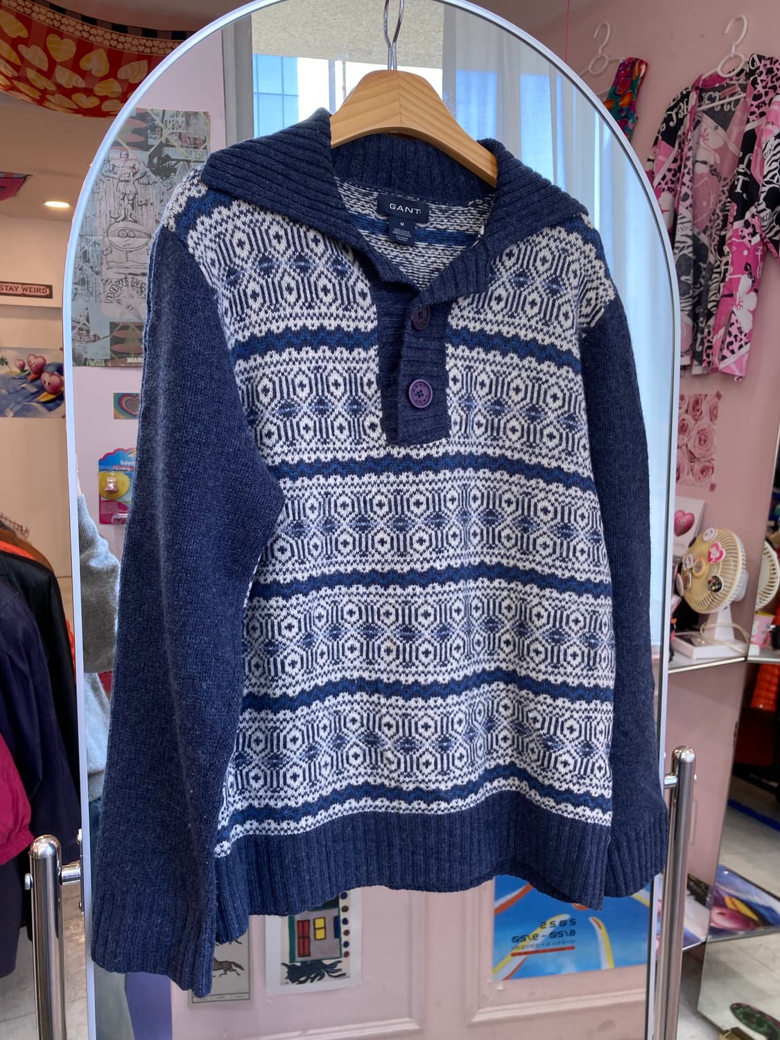 울 100% 네이비 패턴 카라 니트 상품이미지1