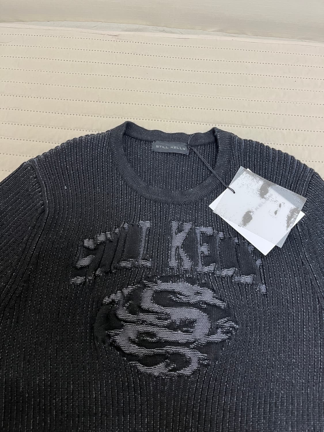 [L] still kelly 스틸 켈리 드래곤 니트  크루넥 풀오버 상품이미지6