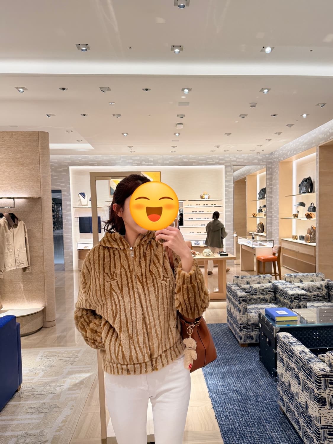 루이비통 퍼 후드집업 자켓 퍼자켓 남녀공용 상품이미지2