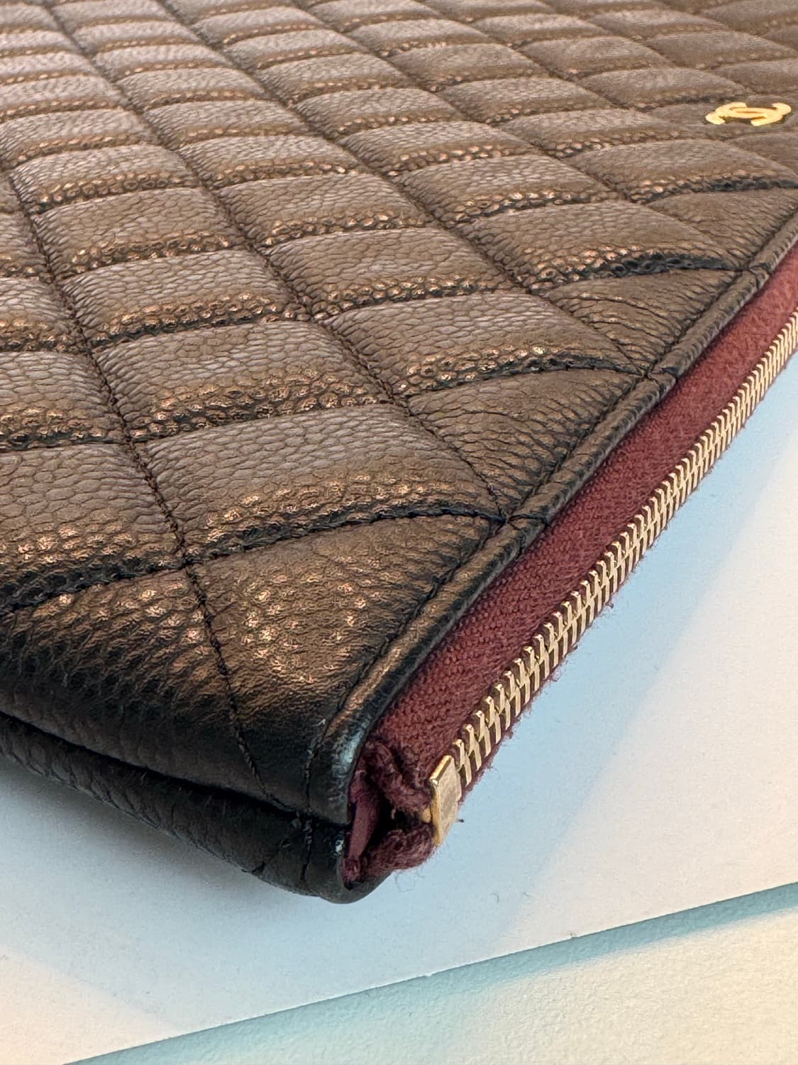 샤넬 클래식 캐비어 클러치 금장 라지 정품 상품이미지6