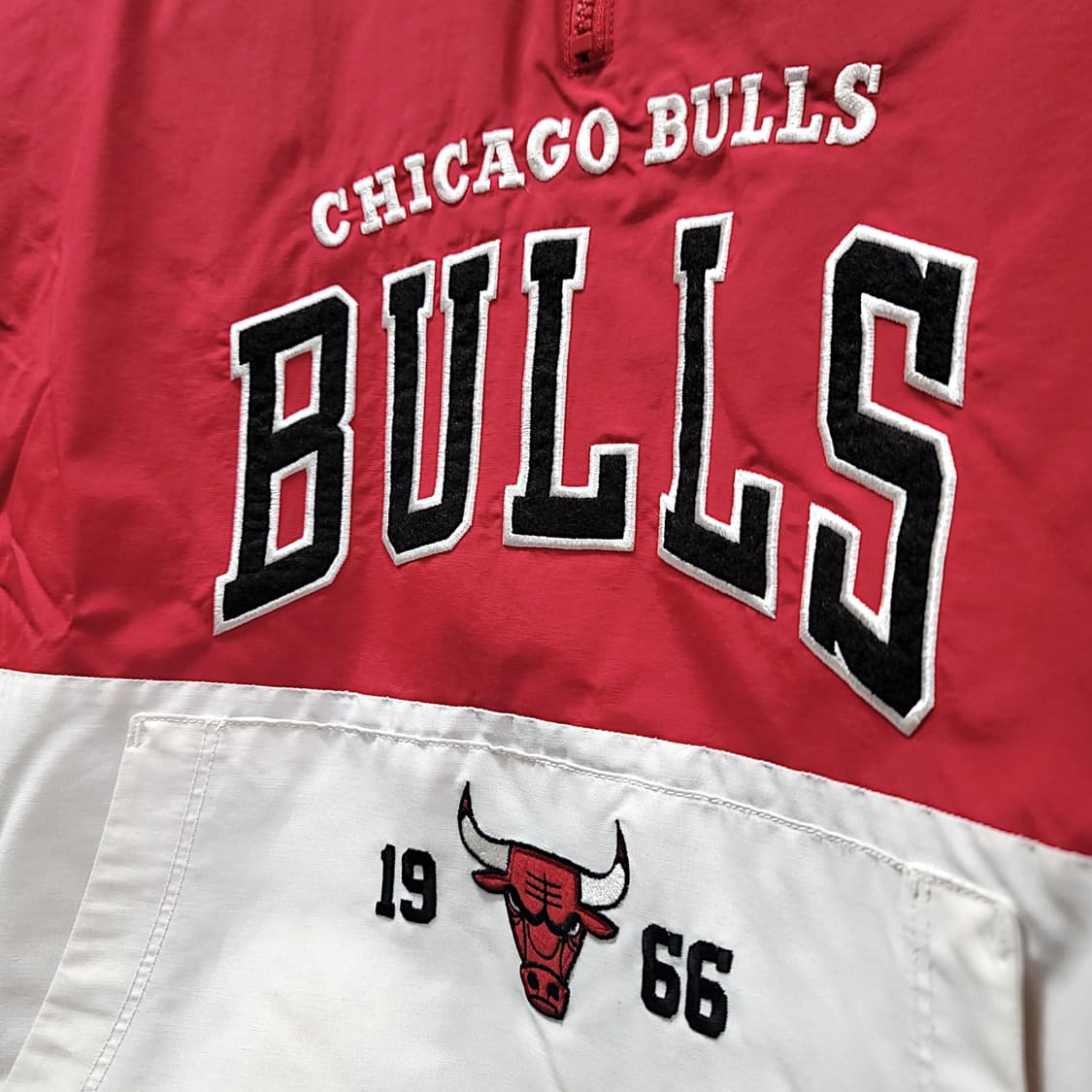 [M] NBA 시카고불스 레드&화이트 바람막이 후드아노락 상품이미지5