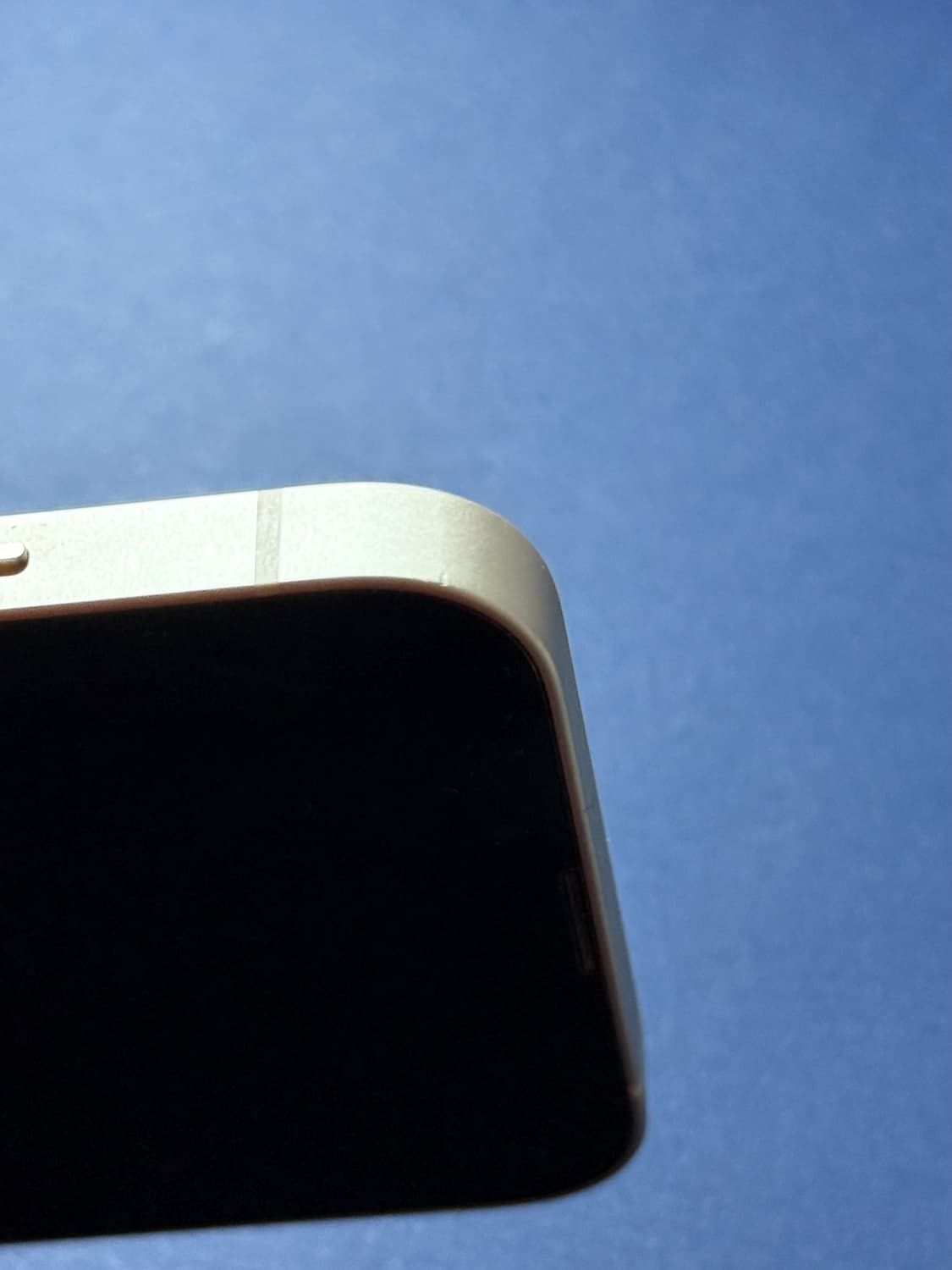 아이폰 13 화이트 128GB 상품이미지3