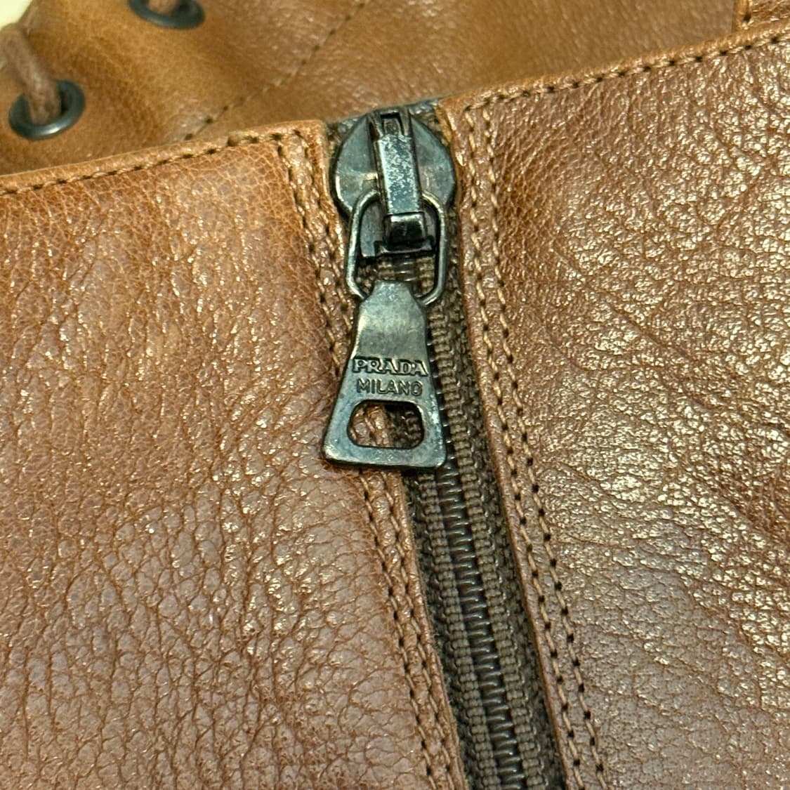 프라다 레이스업 부츠 브라운 상품이미지6