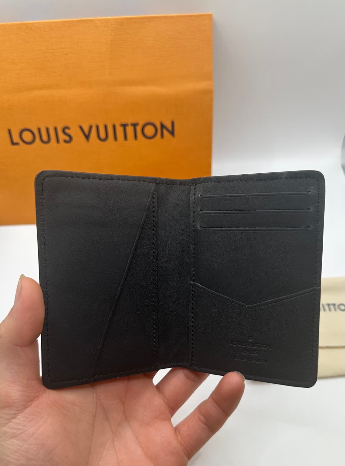 루이비통 쉐도우 오거나이저 상품이미지2