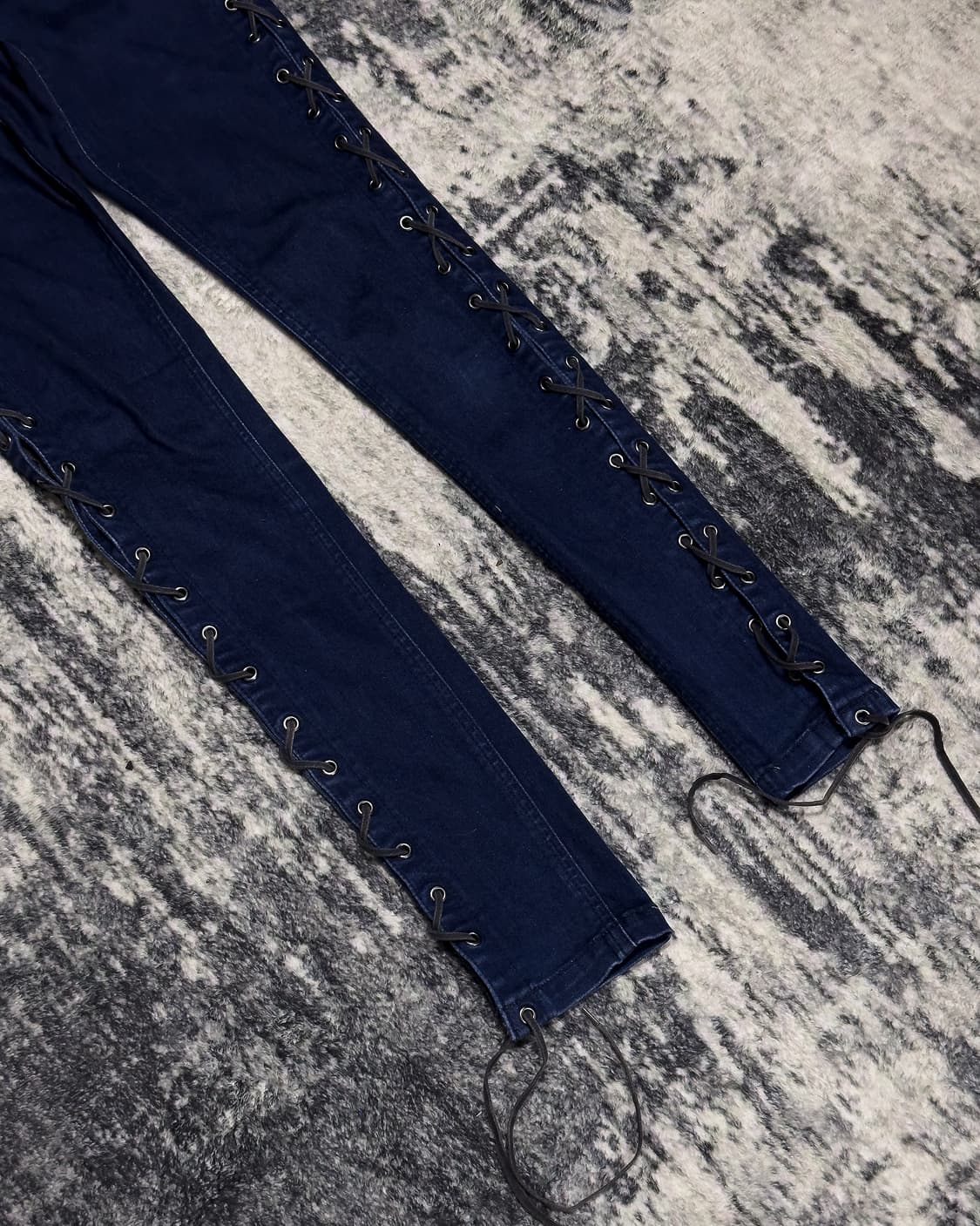 {EMODA} Side Lace-Up Skinny Jeans 상품이미지5