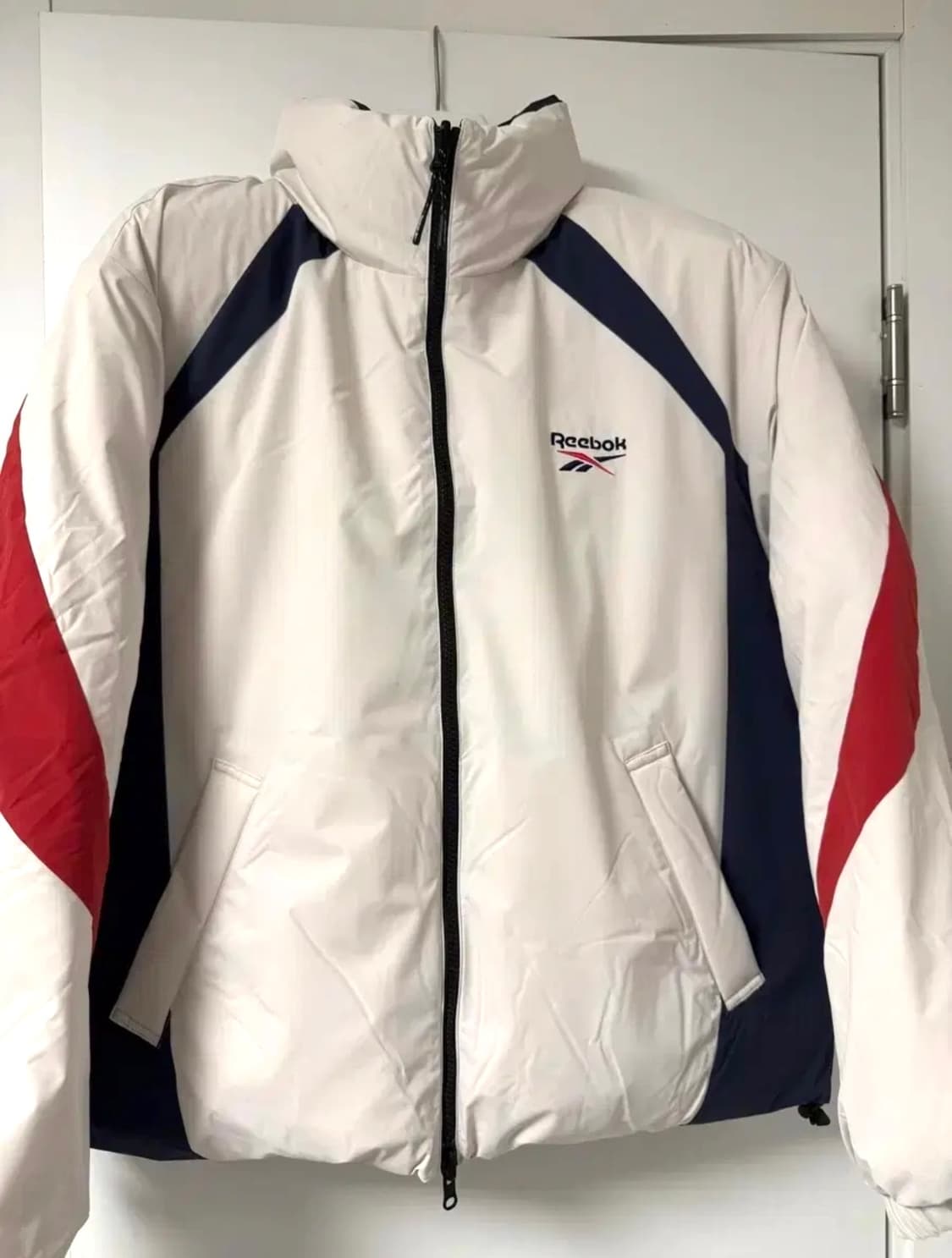 새상품) 리복 벡터 리버시블 패딩 상품이미지1