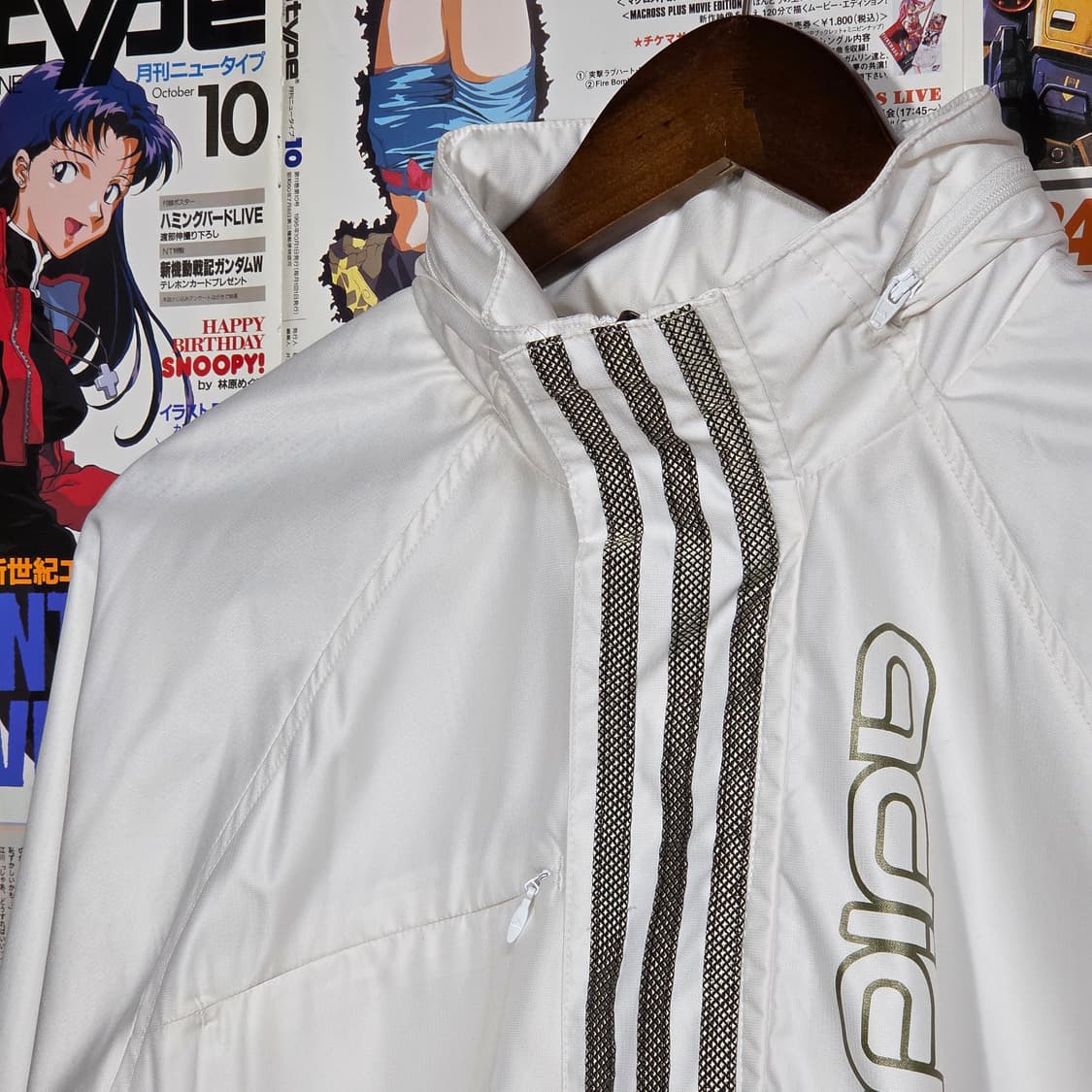 아디다스 올드스쿨 화이트 삼선 바람막이 상품이미지3