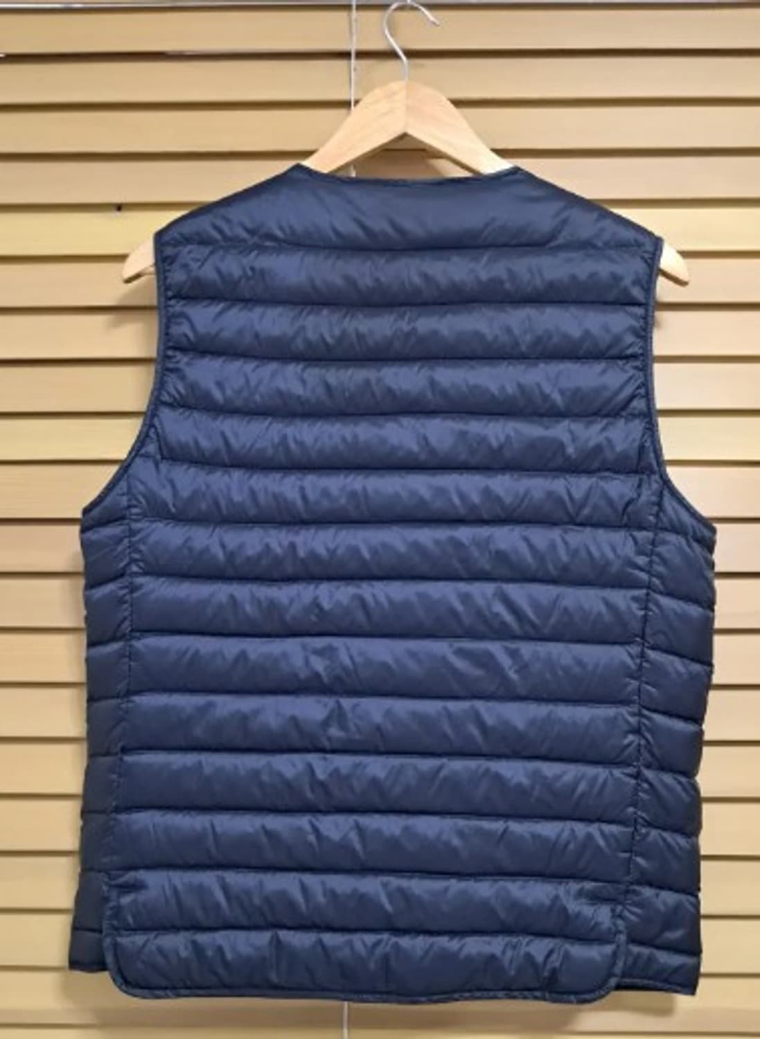 유니클로 남성 라이트다운패딩조끼 M사이즈 상품이미지3