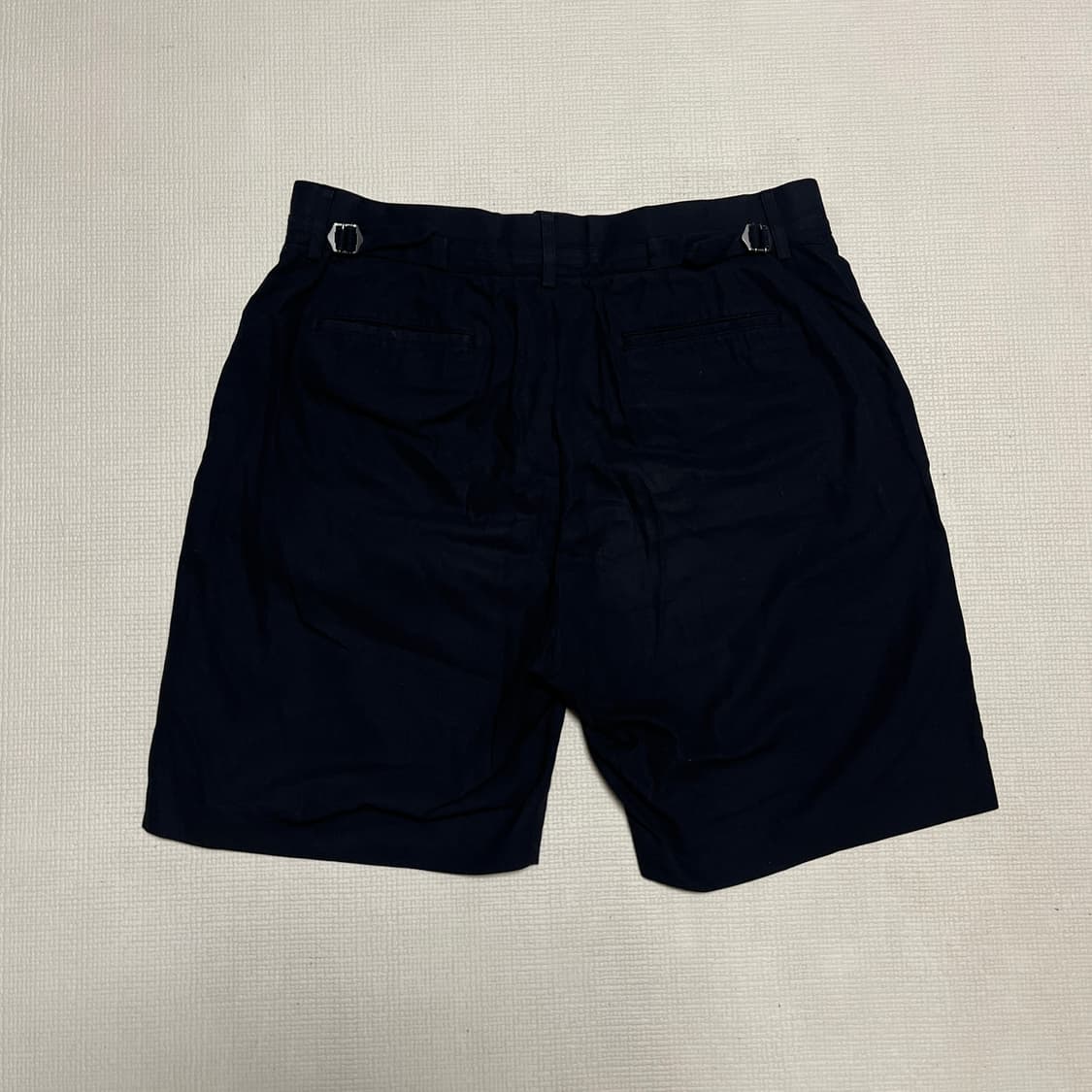 오라리 하드 트위스트 개버딘 쇼츠 블랙 상품이미지2