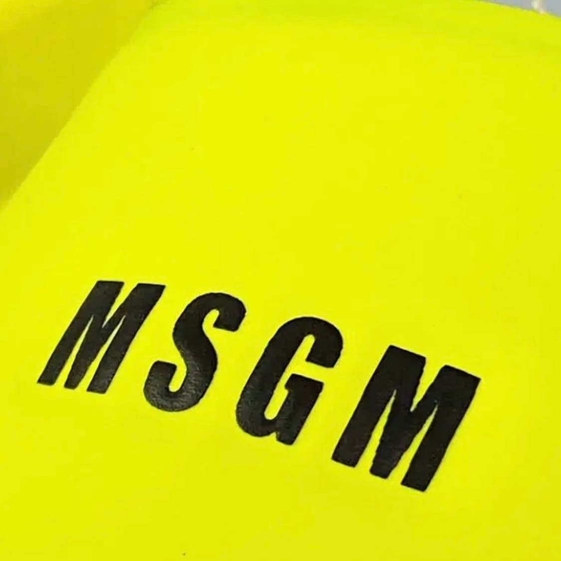 [정품] MSGM 엠에스지엠 로고프린트 루버 슬라이드 여성슬리퍼(240) 상품이미지3