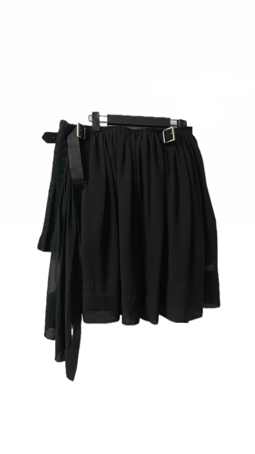 꼼데가르송 스커트 판매합니다 상품이미지1