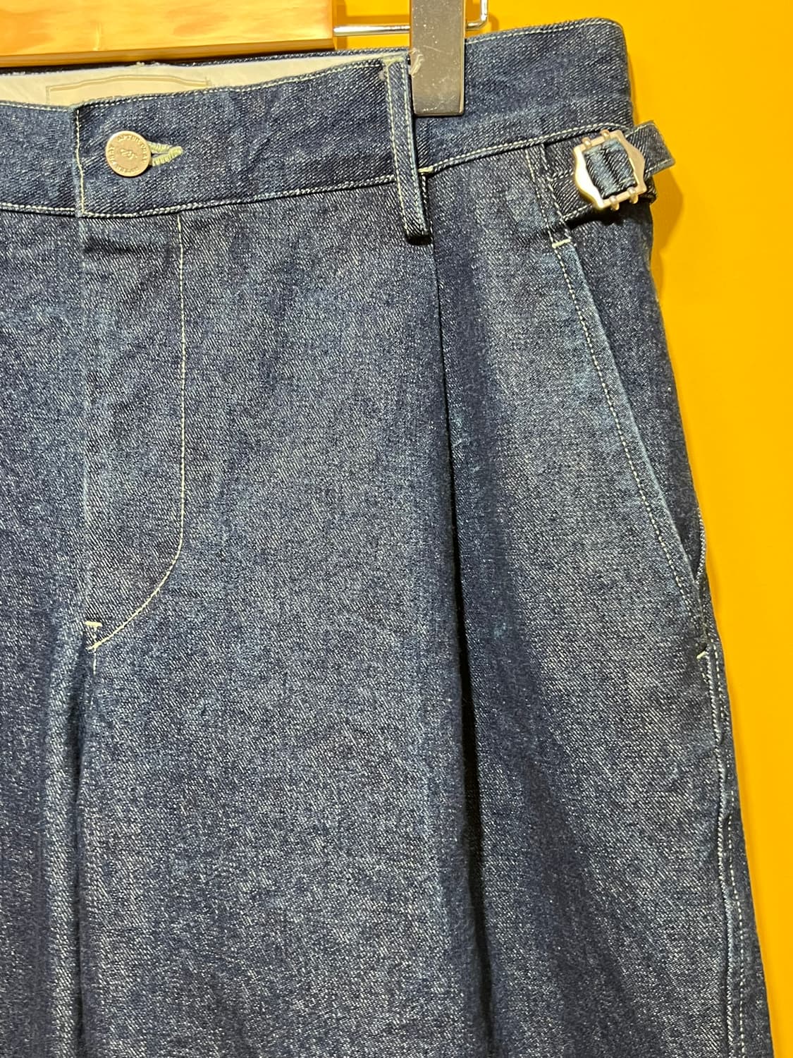 [L] 애프터프레이 와이드 테이퍼드 플리츠 데님 팬츠 상품이미지2