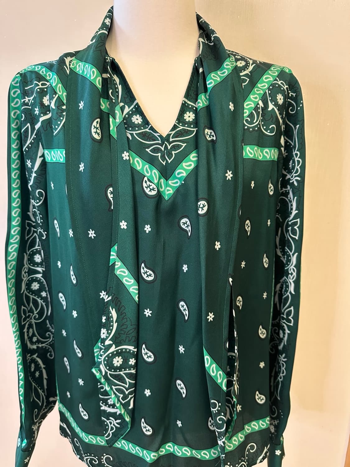 산드로 블라우스 상품이미지6