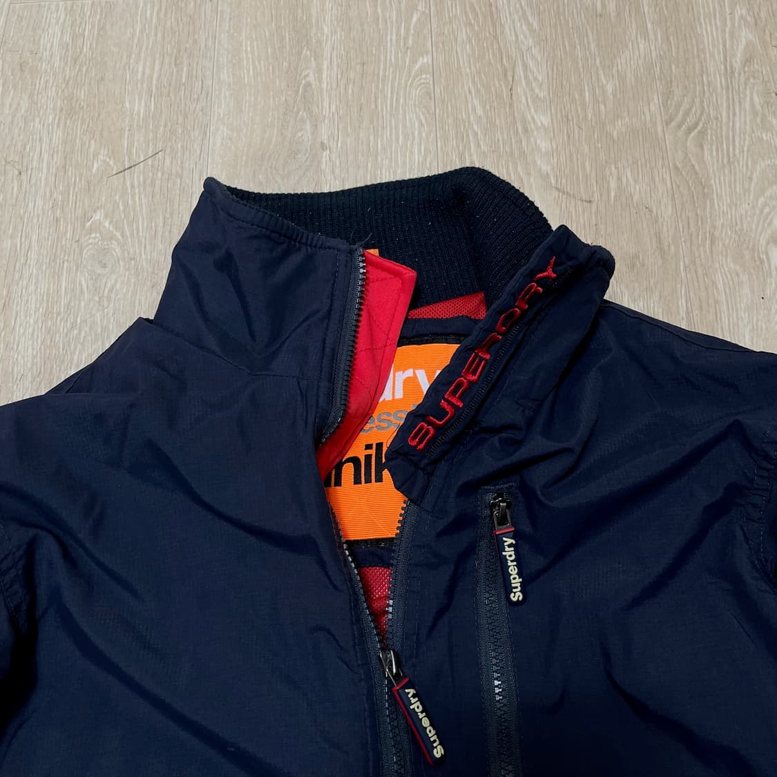 슈퍼드라이 윈드하이커 바람막이 점퍼 [네이비] S/90 상품이미지2