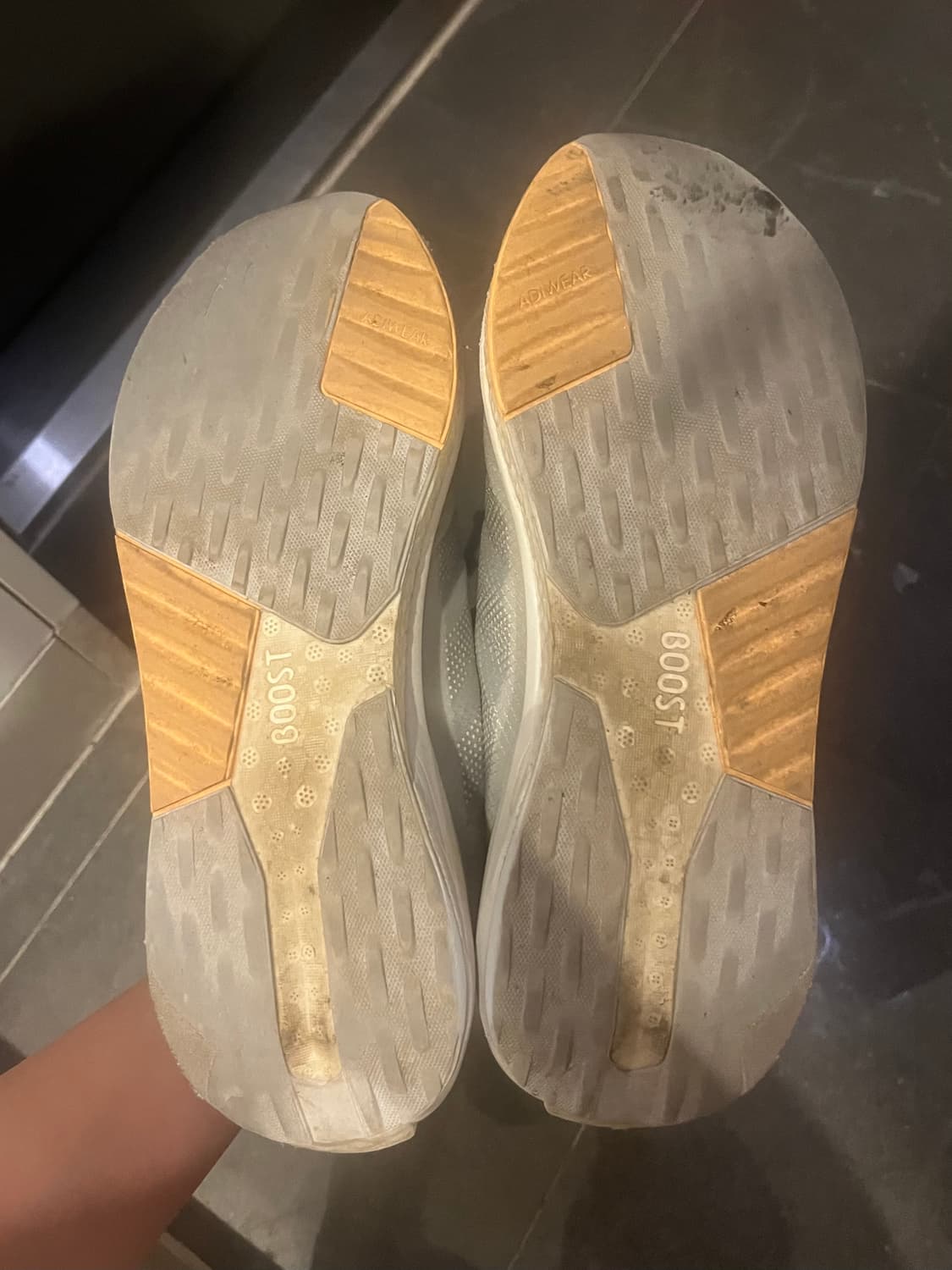 Adidas 운동화 245 상품이미지2